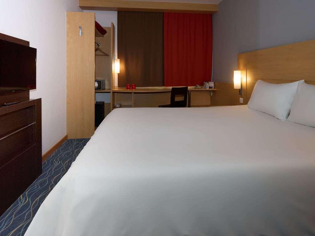 Hotel Ibis Yaroslavl Center Pokój zdjęcie